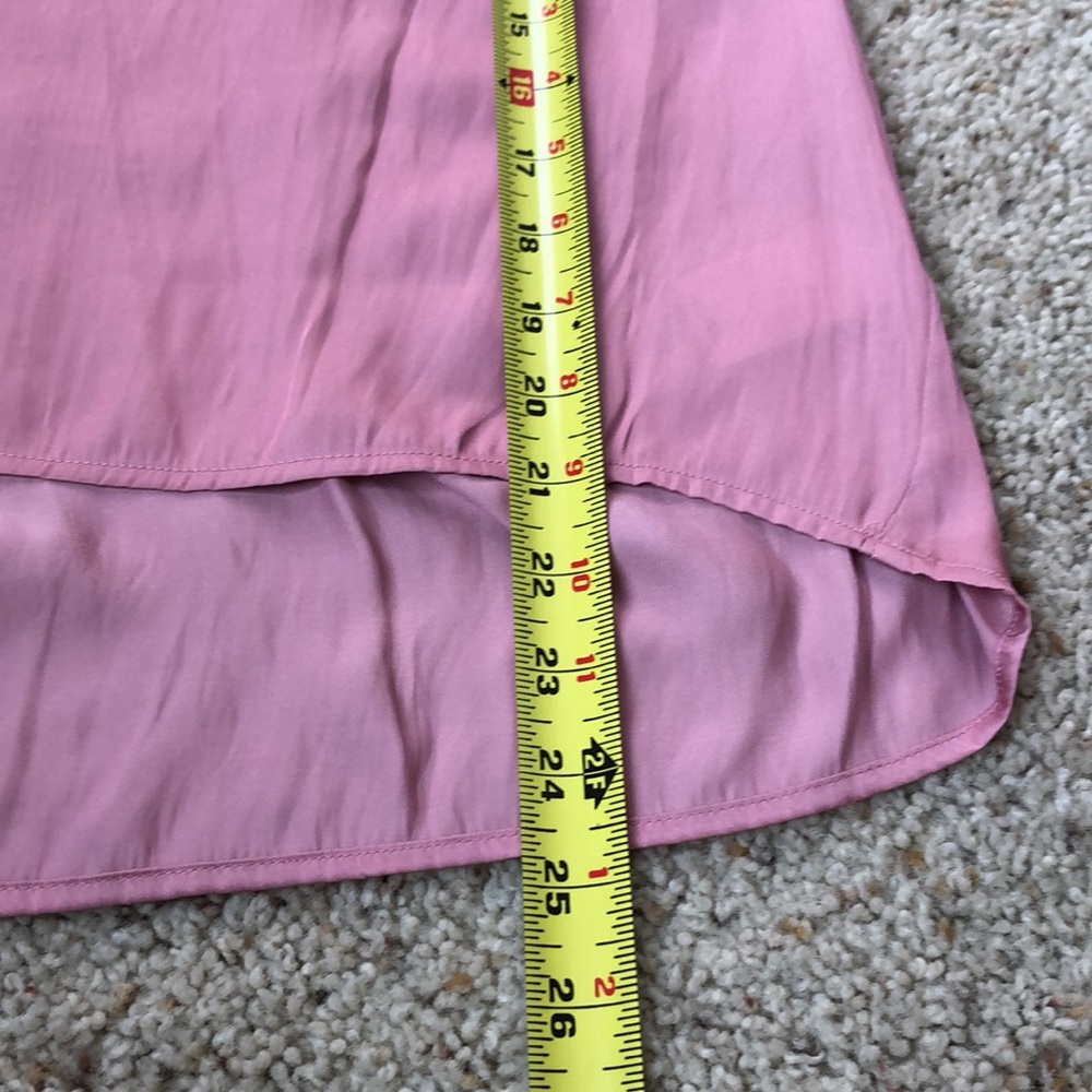 NWOT Express Mauve Satin Top - Picture 9 of 10